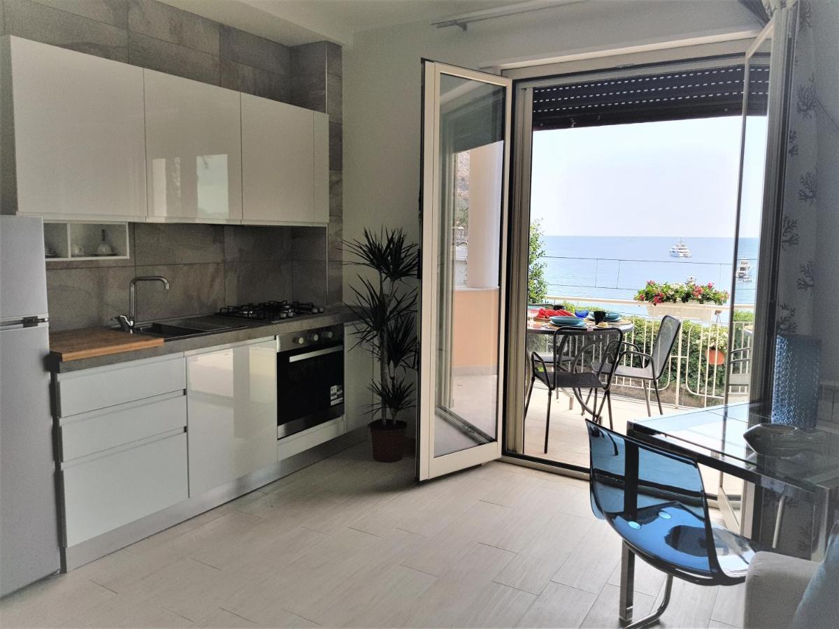 Blue Lagune Taormina Mare Exterior foto