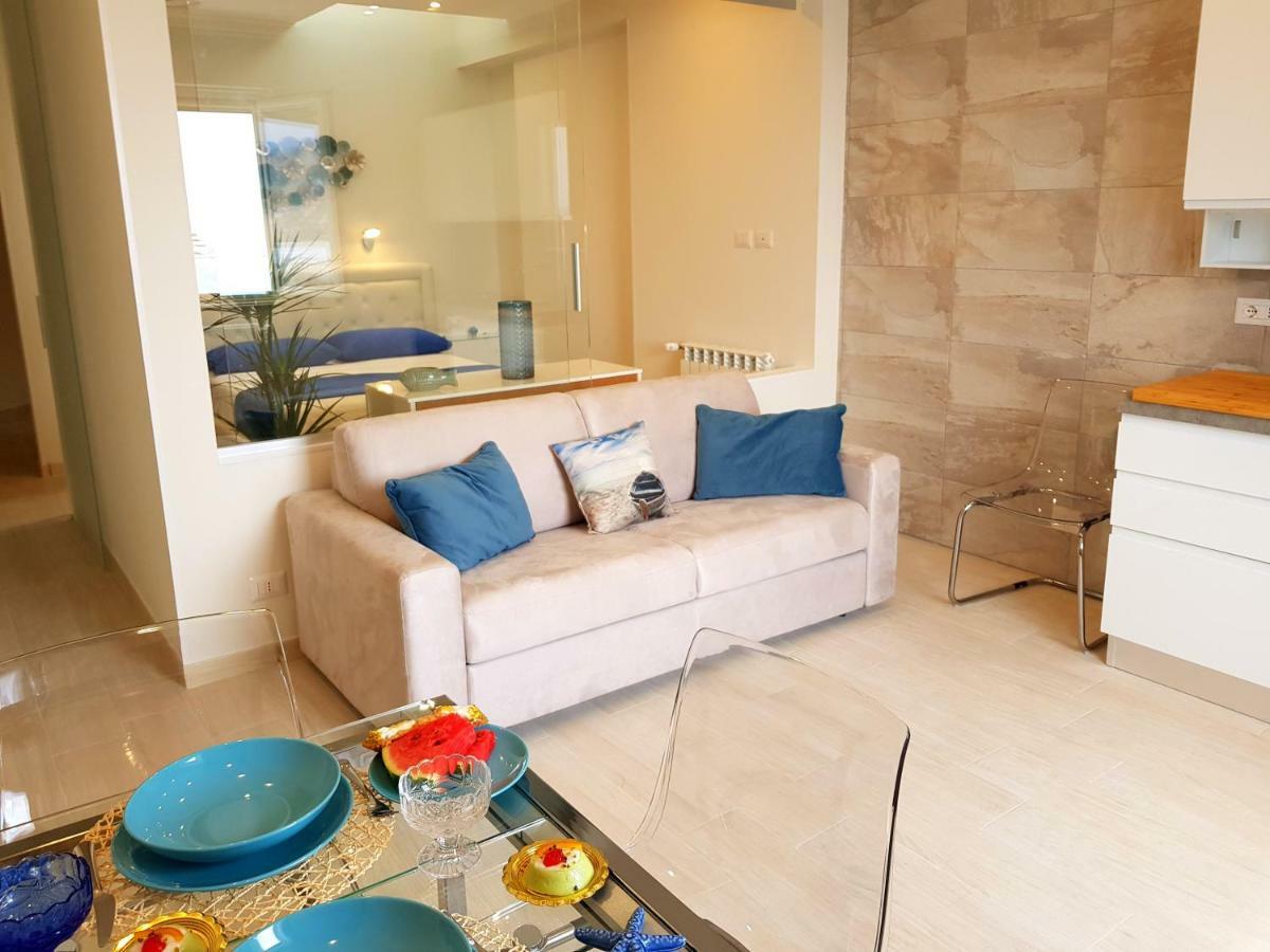 Blue Lagune Taormina Mare Exterior foto